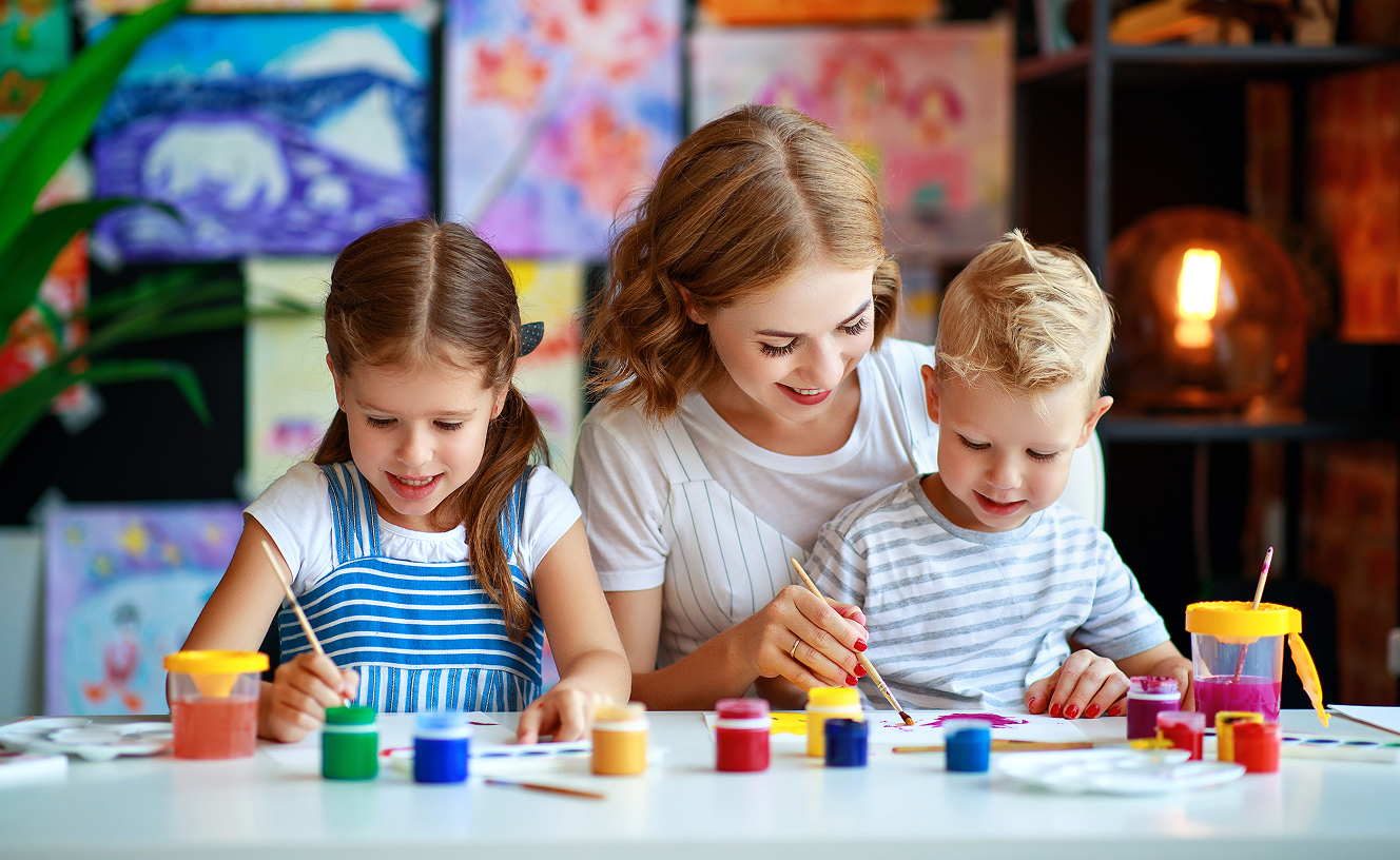 Zabawki edukacyjne dla dzieci – jak wybrać te najlepsze?